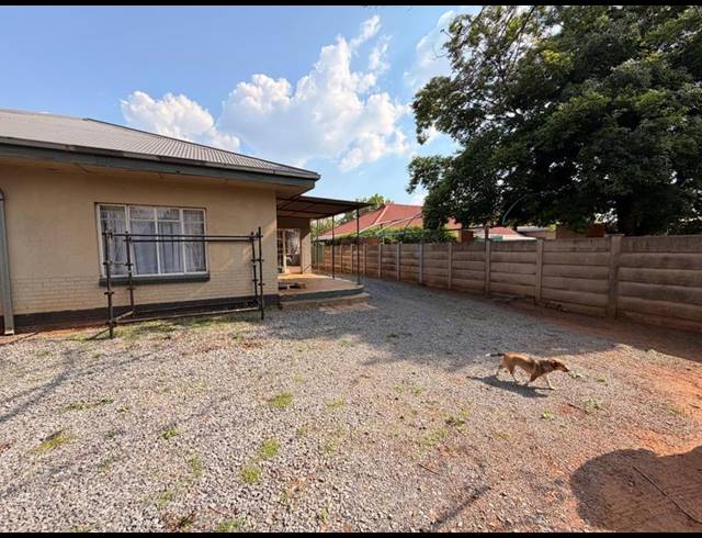 4 BEDROOM HOUSE FOR SALE IN THREE RIVERS